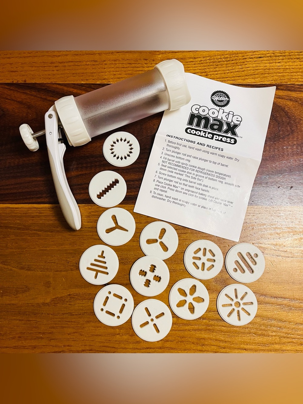 NEW Vintage Cookie Press